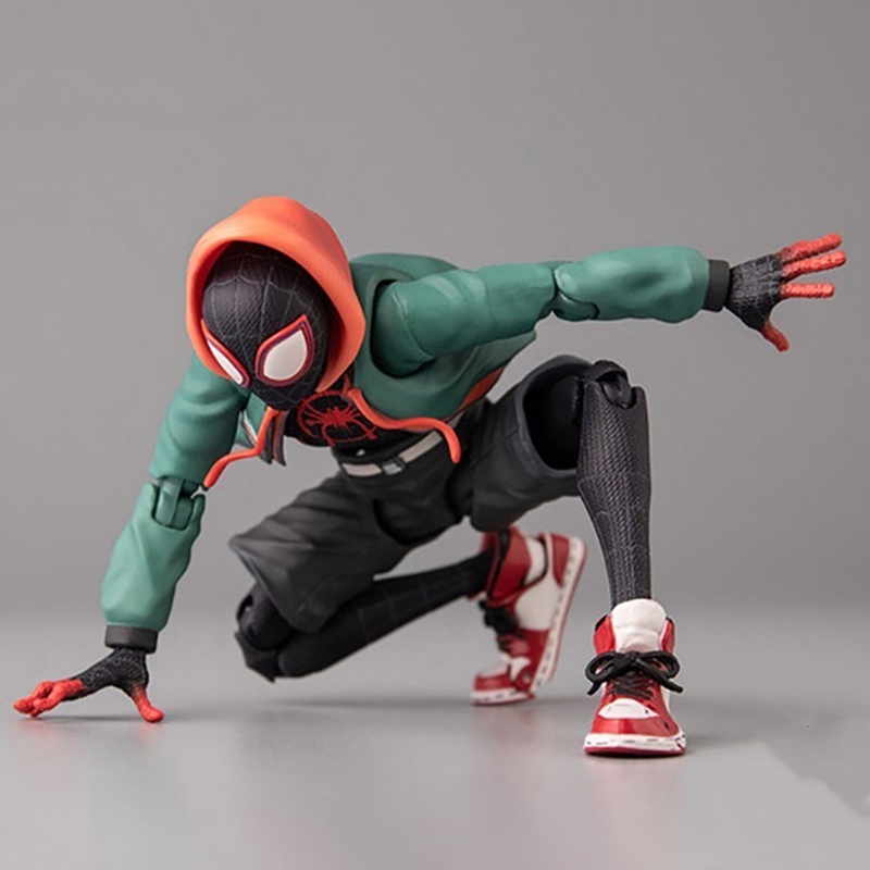 Sv Action Spiderman Miles Mora - Good Smile Company Figma recension och pris