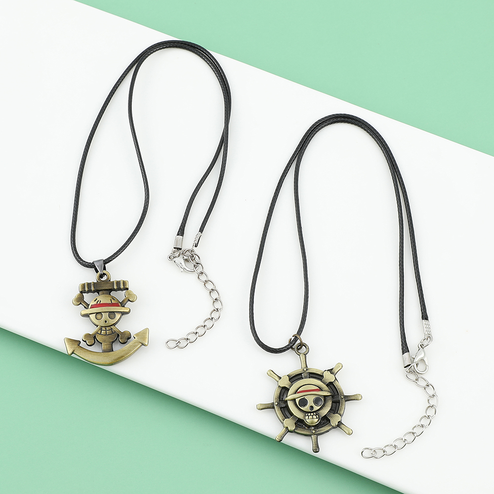 One Piece Skull Logo Necklace  - Anime Cosplay One Piece recension och pris